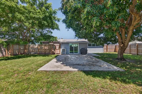 1908 NE 26th Street Wilton Manors FL 33305