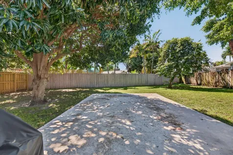 1908 NE 26th Street Wilton Manors FL 33305