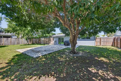 1908 NE 26th Street Wilton Manors FL 33305