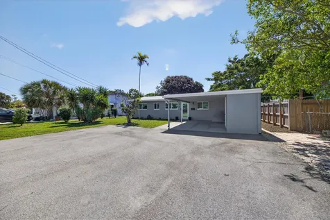 1908 NE 26th Street Wilton Manors FL 33305