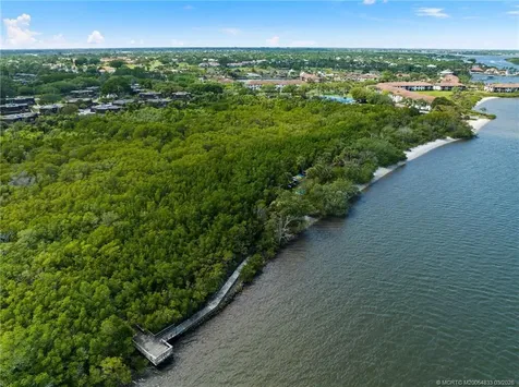 5674 SE Riverboat Drive Stuart FL 34997