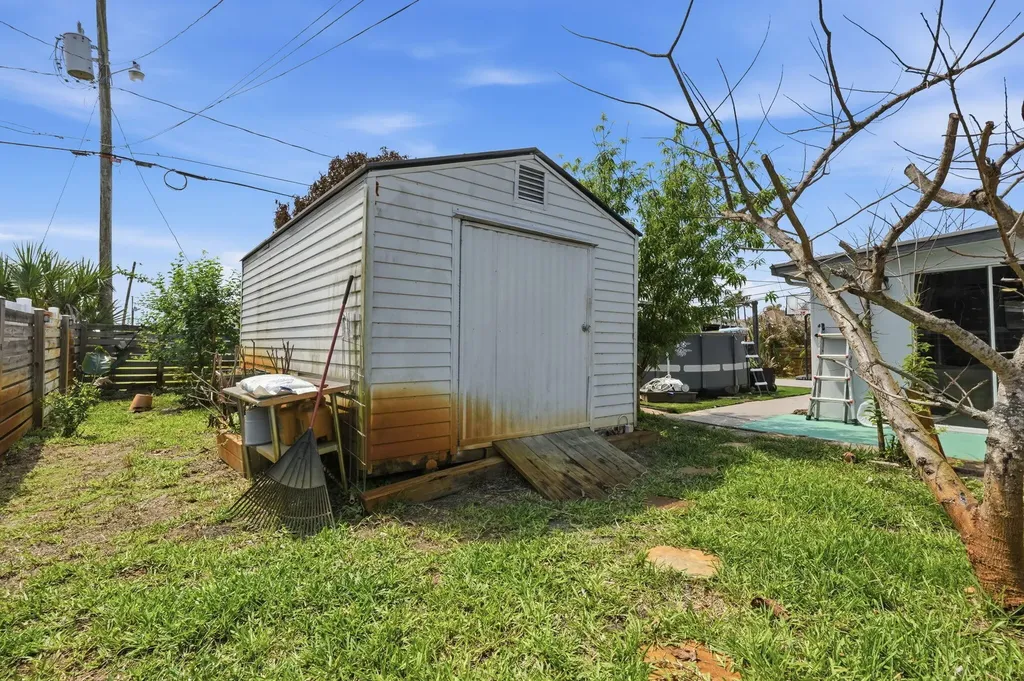 494 SW Paar Drive Port St Lucie FL 34953