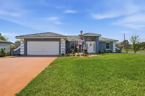494 SW Paar Drive Port St Lucie FL 34953
