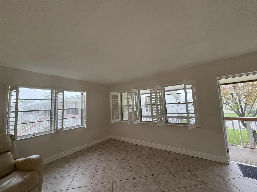 48 Bedford B West Palm Beach FL 33417
