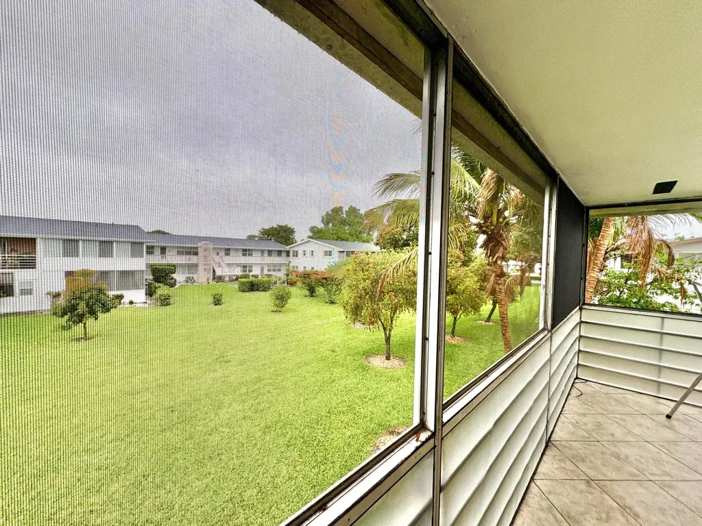 48 Bedford B West Palm Beach FL 33417