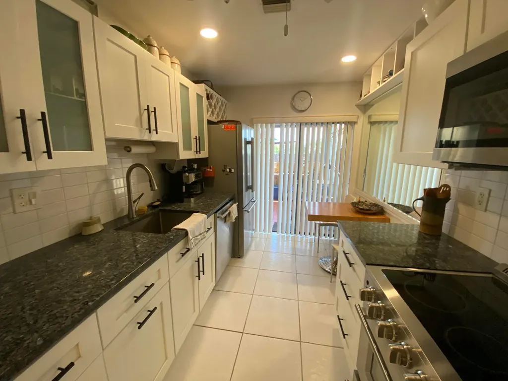 5061 Nesting Way Delray Beach FL 33484