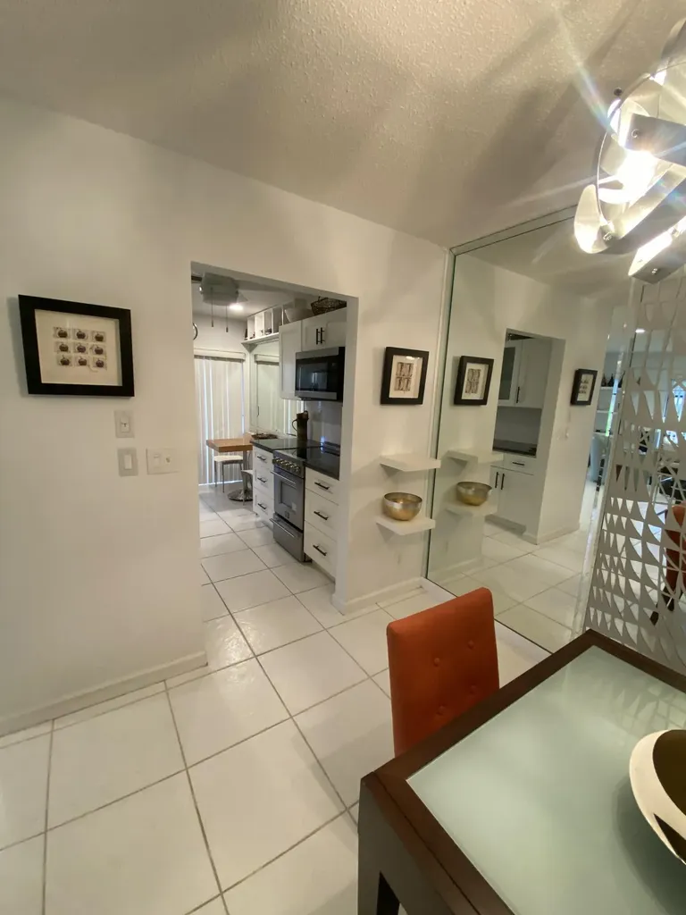 5061 Nesting Way Delray Beach FL 33484