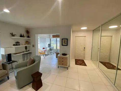 5061 Nesting Way Delray Beach FL 33484