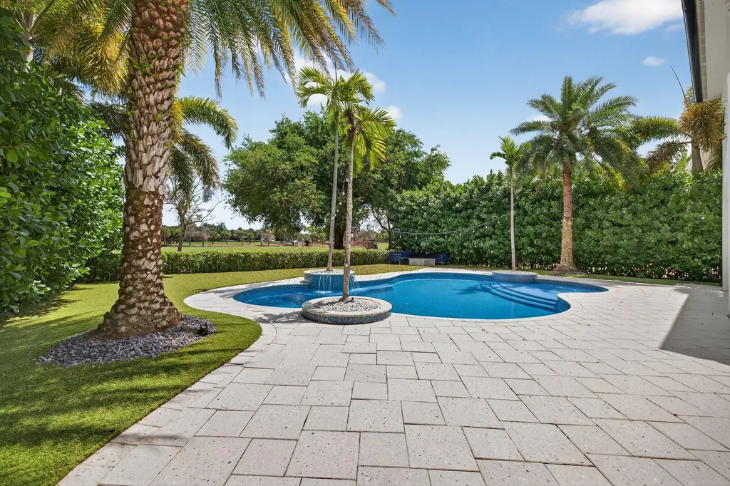 8222 Bradford Way Parkland FL 33076