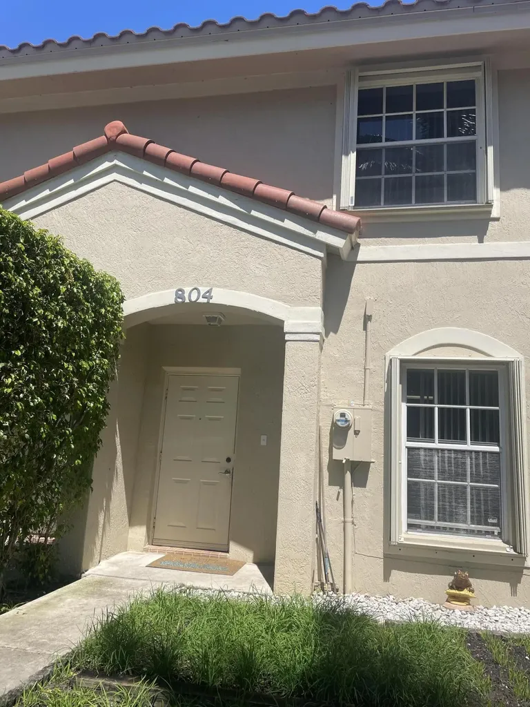 804 Summit Lake Drive West Palm Beach FL 33406
