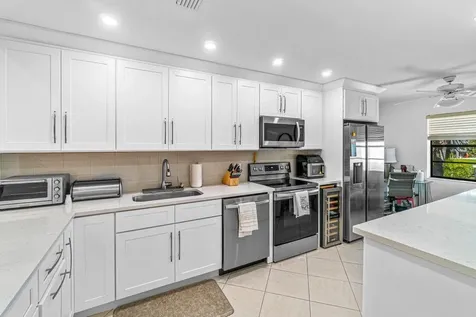 61 Eastgate Drive Boynton Beach FL 33436
