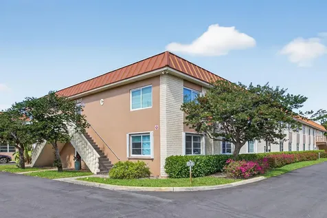 9 NE 19th Court Wilton Manors FL 33305