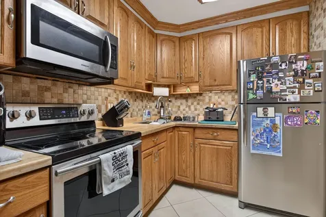 9 NE 19th Court Wilton Manors FL 33305