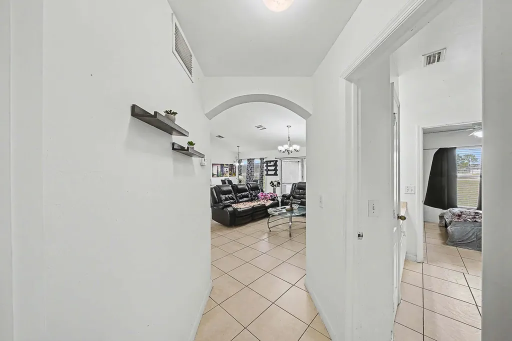 2900 W 42nd Street Street W Lehigh Acres FL 33971