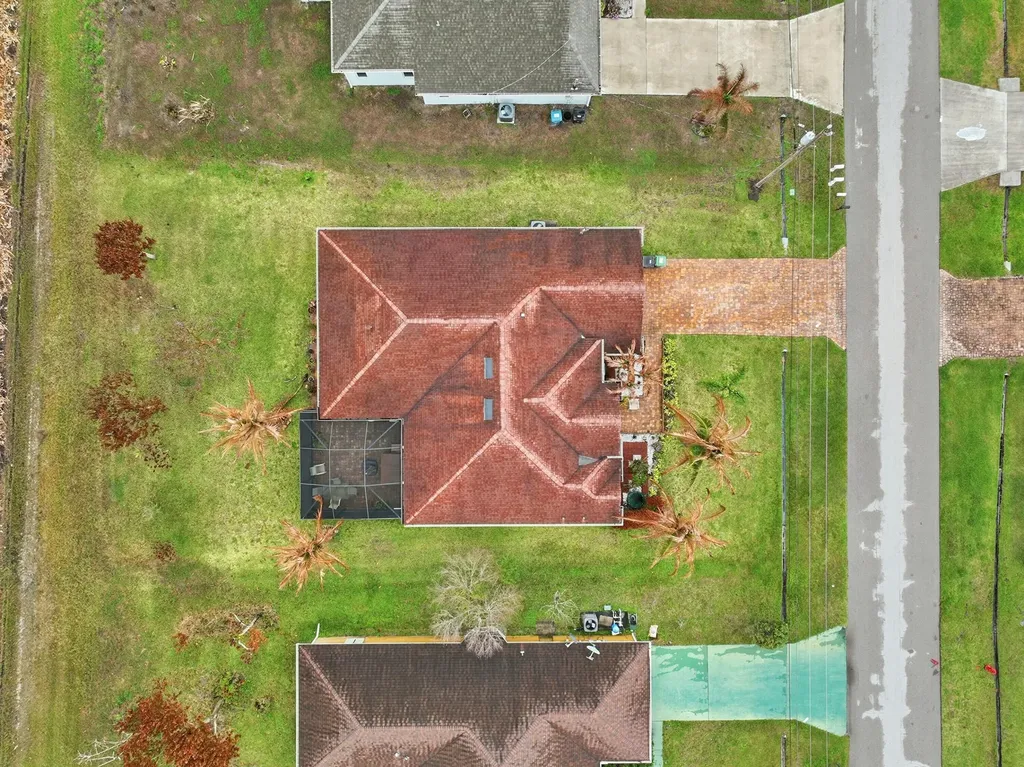 6988 NW Hartney Way Port St Lucie FL 34983