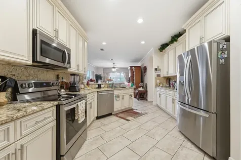 6988 NW Hartney Way Port St Lucie FL 34983