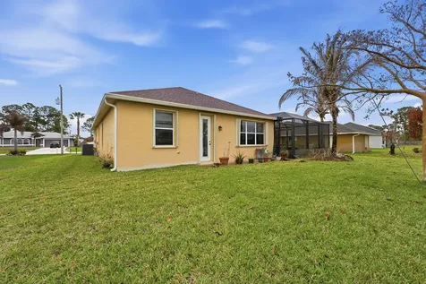 6988 NW Hartney Way Port St Lucie FL 34983