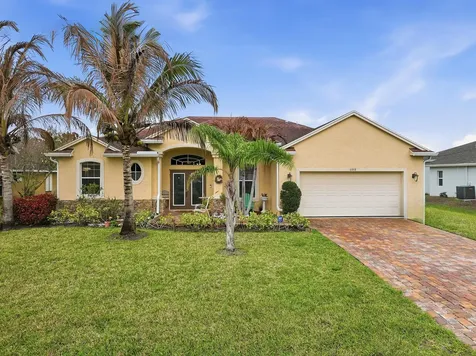 6988 NW Hartney Way Port St Lucie FL 34983