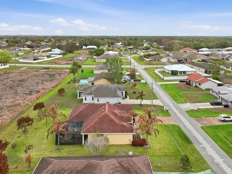 6988 NW Hartney Way Port St Lucie FL 34983