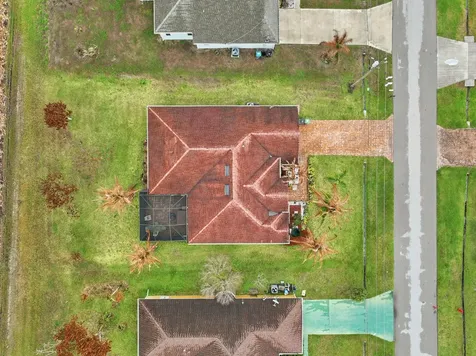 6988 NW Hartney Way Port St Lucie FL 34983