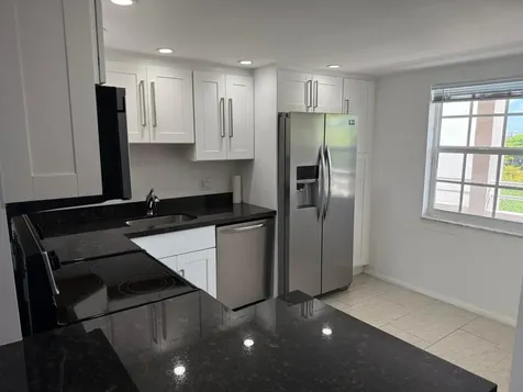 605 Oaks Drive Pompano Beach FL 33069