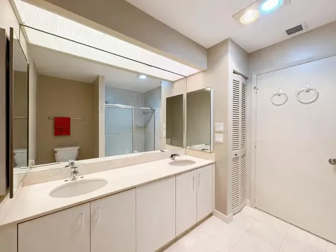 35 Brentwood Drive Boynton Beach FL 33436