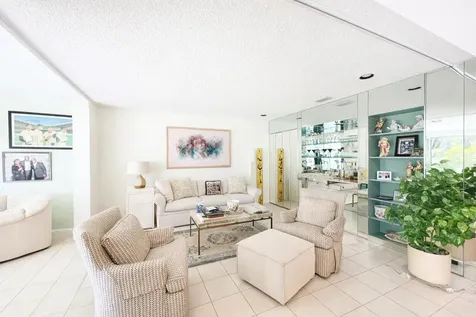 35 Brentwood Drive Boynton Beach FL 33436