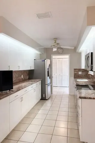 35 Brentwood Drive Boynton Beach FL 33436
