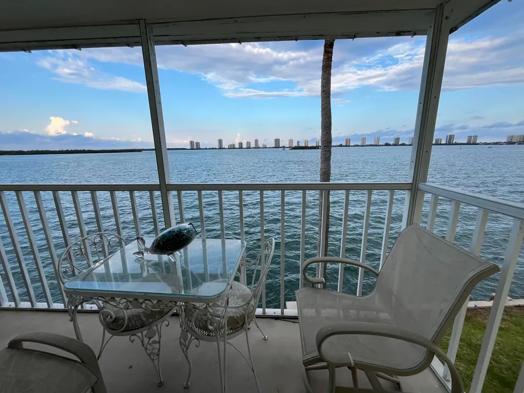 101 Doolen Court North Palm Beach FL 33408