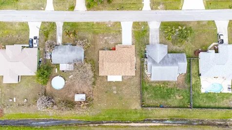 2456 SE Trail Avenue Port St Lucie FL 34952