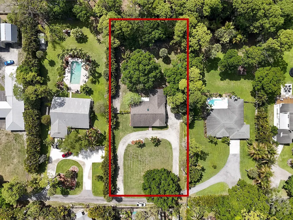 355 86th Terrace S West Palm Beach FL 33411
