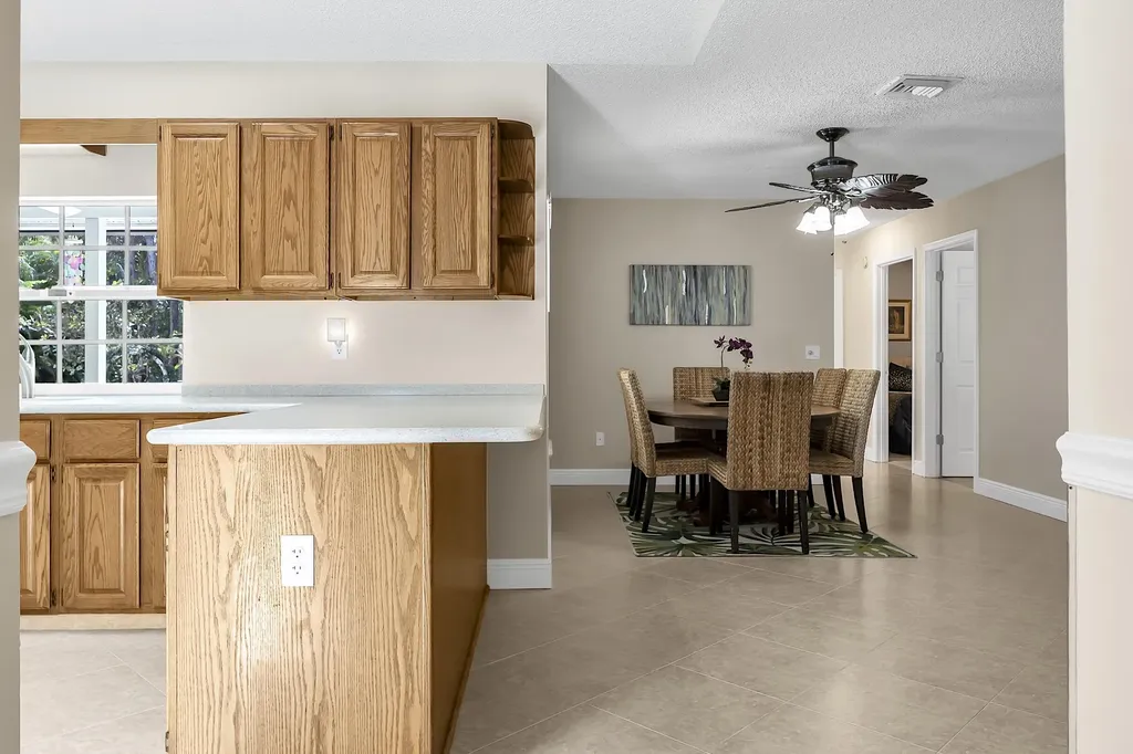 355 86th Terrace S West Palm Beach FL 33411