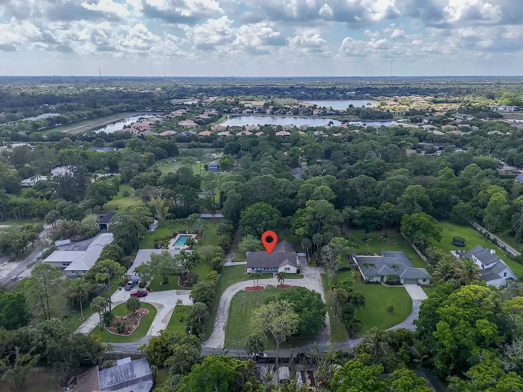 355 86th Terrace S West Palm Beach FL 33411