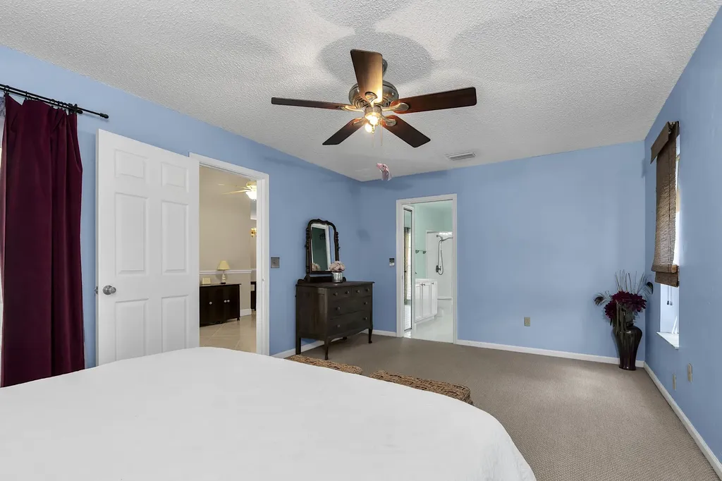 355 86th Terrace S West Palm Beach FL 33411