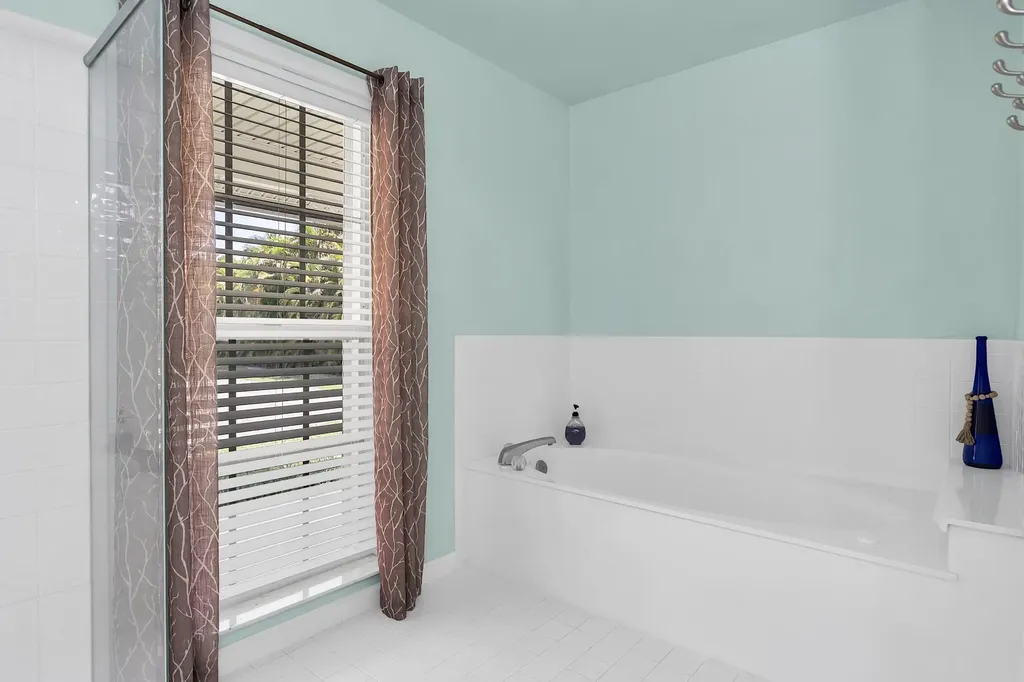 355 86th Terrace S West Palm Beach FL 33411