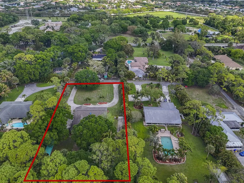 355 86th Terrace S West Palm Beach FL 33411