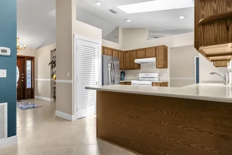 355 86th Terrace S West Palm Beach FL 33411