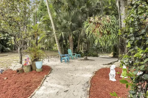 355 86th Terrace S West Palm Beach FL 33411