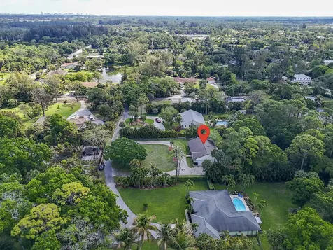 355 86th Terrace S West Palm Beach FL 33411