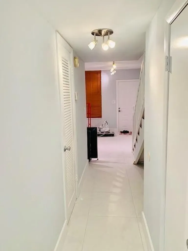 793 SE 1st Way Deerfield Beach FL 33441