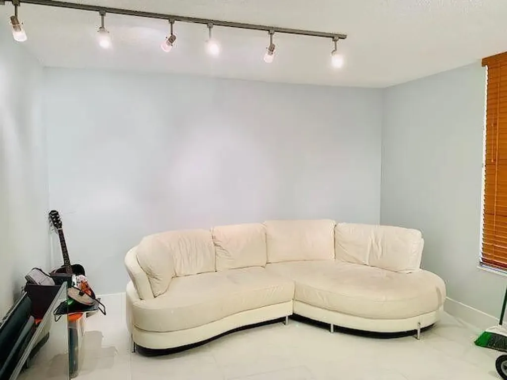 793 SE 1st Way Deerfield Beach FL 33441