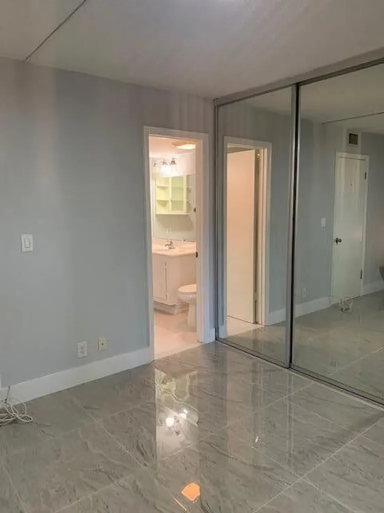 793 SE 1st Way Deerfield Beach FL 33441