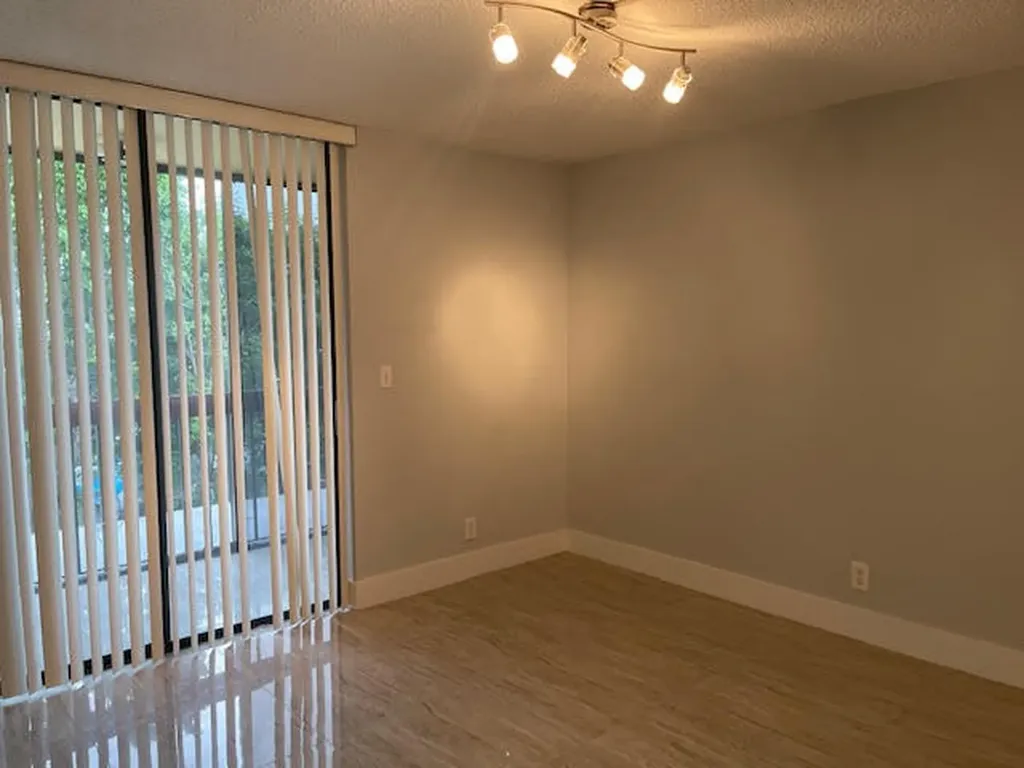 793 SE 1st Way Deerfield Beach FL 33441