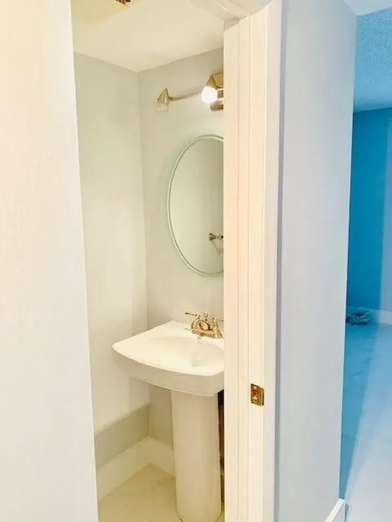793 SE 1st Way Deerfield Beach FL 33441