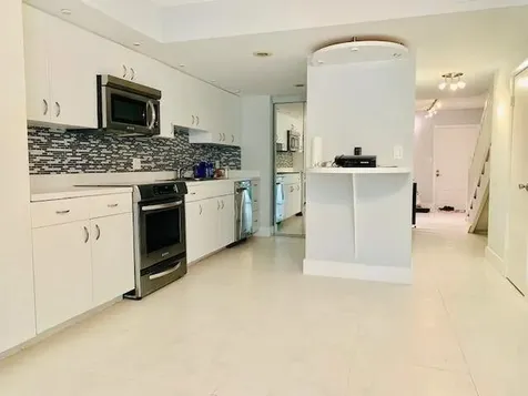 793 SE 1st Way Deerfield Beach FL 33441