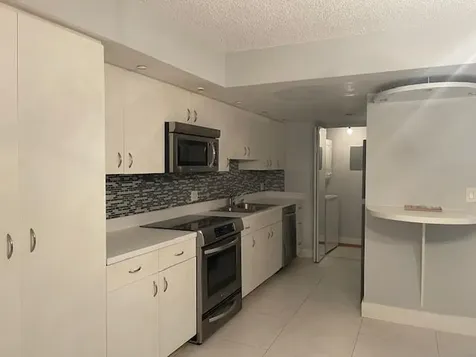 793 SE 1st Way Deerfield Beach FL 33441