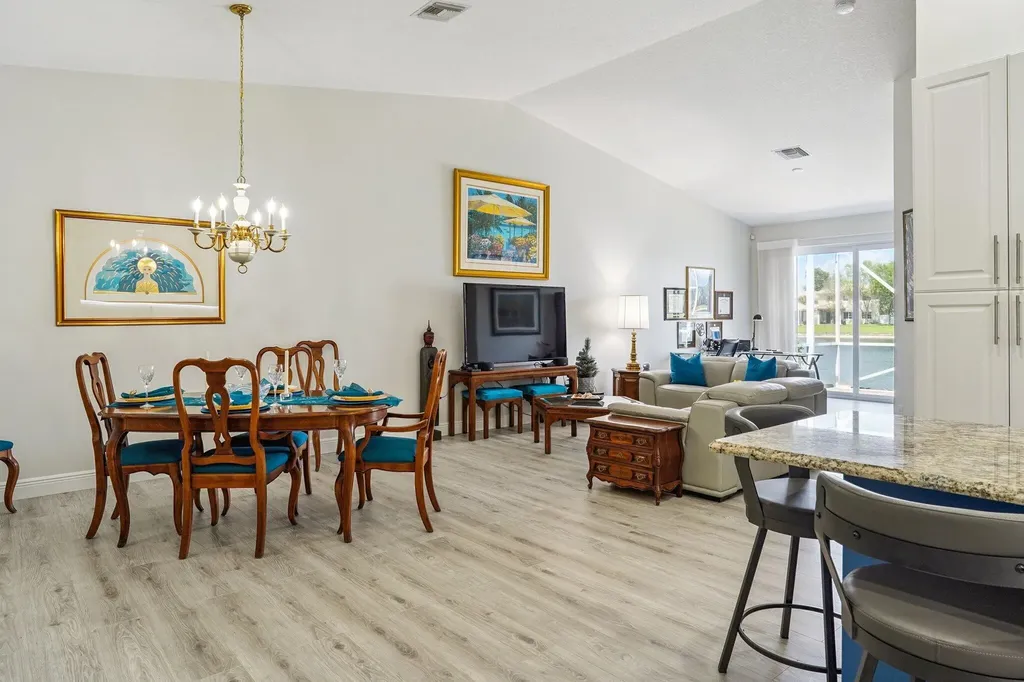 8601 Mangrove West Palm Beach FL 33411