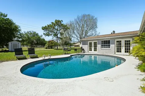 1795 Dogwood Drive Merritt Island FL 32953