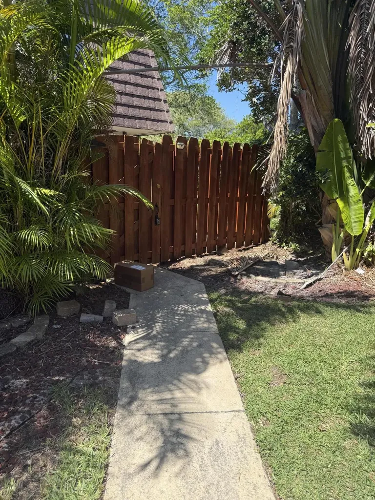 7658 Courtyard Run W Boca Raton FL 33433