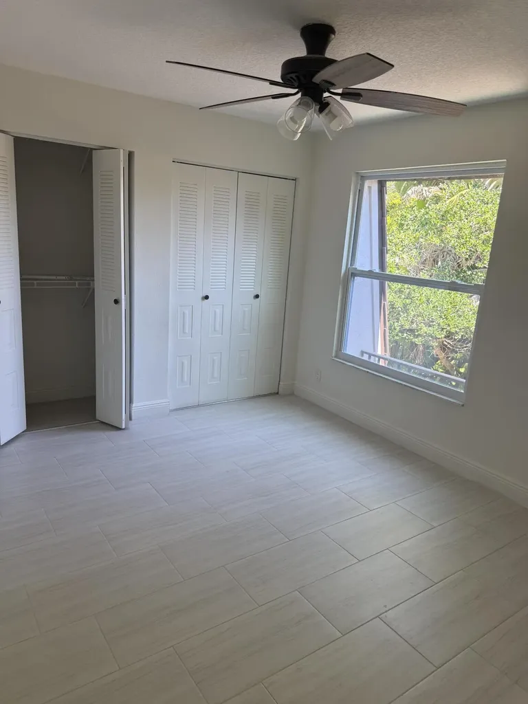 7658 Courtyard Run W Boca Raton FL 33433